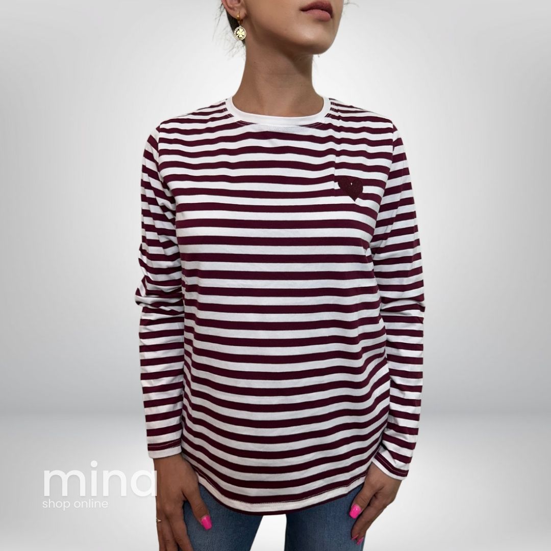 Tricou
